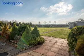 Harleys Court Self catering holiday cottages - Image 4