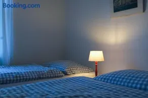 Ferienwohnung Herrenhaus Linker Seitenflügel I - Boldevitzer Rügenkaten - Image 2