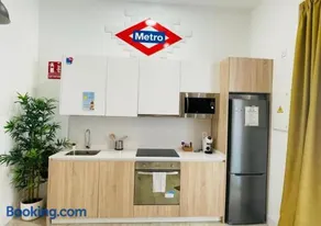 (J2) Nuevo 5 personas Super centrico Retiro lujo - Image 1