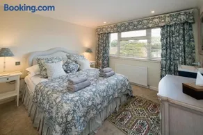 Meadow Drive - Image 3