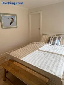 Stay Salty Blairgowrie - Front & Back Beach House - Image 2