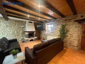 La Escapada - Image 1