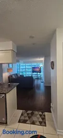 Lovely condo near Lake Ontario - Image 1