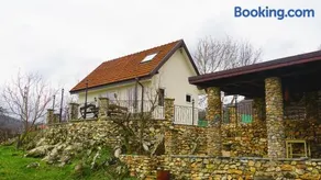 Вила Перуле Villa Perule - Handmade cozy wooden villa in the Rhodope mountain - Image 1