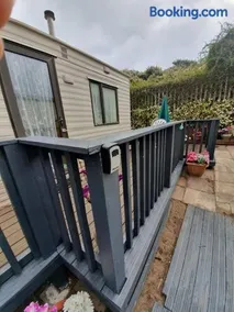 Fantasy Island 6 Berth 576 - Image 2