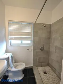 Calle Ocho Urban Getaway - Image 4