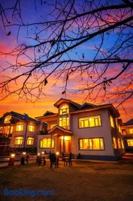 Gulmarg Palace Resorts - Image 3