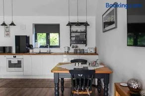 Open plan Stylish Apartment in rural Kent - Image 2