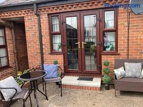 Cherry Tree Cottage - Image 2