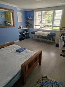 Funky 7 Dials Apartment - Image 5
