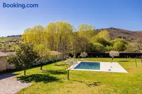 Casa dos Vasconcelos - Countryside Estate with Garden & Pool - Image 2