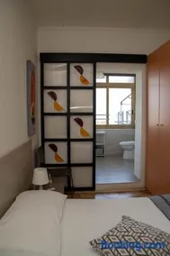 Queen's Bed & Breakfast - Image 4