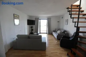 Sonja Apartments - Image 2