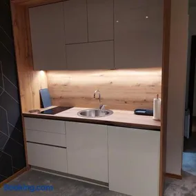 Nela apartmani (u hotelu Djina) - Image 1