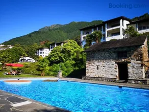 1 Zimmer Apartment mit Seesicht und Pool - Image 3