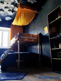 Logement Sorcier avec Immersion magique, Déco unique, Clim et jardin - Image 2