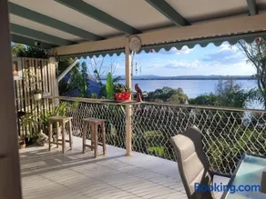 Camp in Style - Waterfront Guesthouse - Image 2