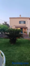 A beautiful and welcoming home - Image 1