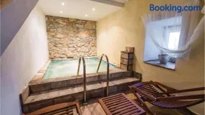 Holiday home Villa Bella with pool by Villas Guide - Image 4