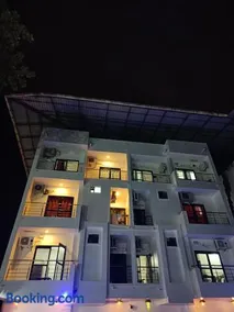 Beach Resort in 1 - Image 3