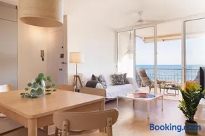 LETS HOLIDAYS Beach front apartment in Gavà Mar, Pine Beach - Image 2