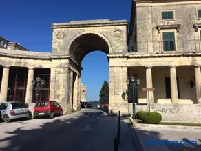 At the heart of Old Town - Image 5