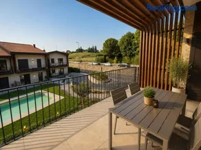 Luxury Flat with Terrace in Residence with Pool - Image 1