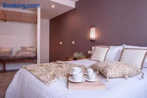 CANDIL SUITE Origen - Image 1