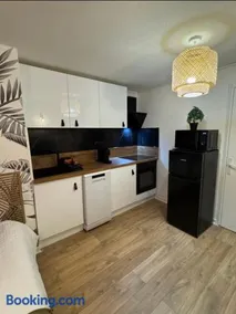 Le Nid douillet- Studio Chic au cœur Issoire - Image 1