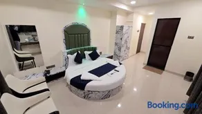 Smooth Check-in Hotels By Edition Blue - Mumbai - Image 2