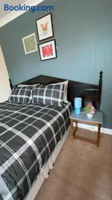 QueensBerry Annan - Image 4