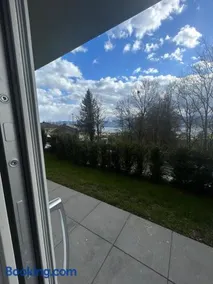 Modern Studio with Lake View near Zurich - Image 1