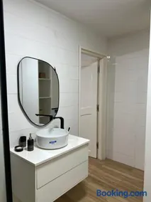 Appartement moderne Tala ouriene Bejaia route boulimat - Image 4