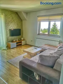 Iznad Oblaka Apartman 8 - Image 1