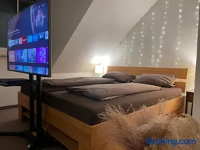 Gut und Günstig in Leipzig - zentrumsnah - inkl Fahrräder, Netflix und Tiefgaragenstellplatz - Image 1
