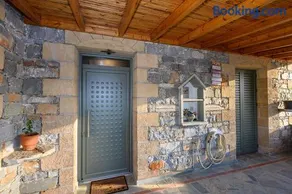 Alex Stone house - Image 2