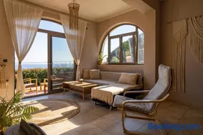 Driftwood Holiday Home - Image 1