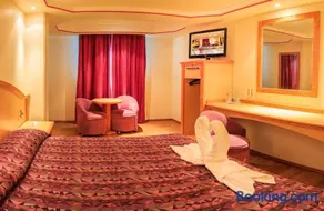 Hotel Revolución - Image 4