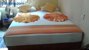Flower Inn - Image 5