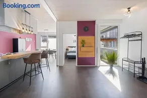 Casa Milla-Zentrales, modernes Loft in Langenthal -am Fluss mit Balkon, Parkplatz und grosser Küche - Image 1
