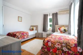 Beach House Apartment - Image 4