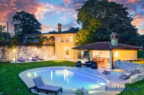 Romantic Villa Green Sky with Pool and Garden - Image 1