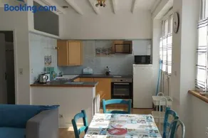 12 RDC Appartement 2 chambres jardin terrasse - Image 5