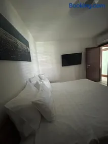 Bianco Deluxe Apartment - Image 2