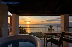 VergaView Luxury House - Image 1