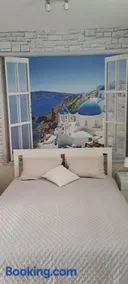 Santorini - free parking - Image 5