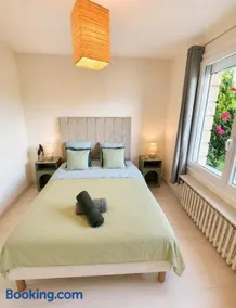 Deux pièces cosy au coeur d'un jardin fleuri - Image 2