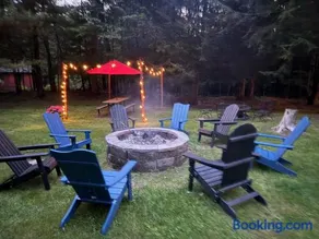 Bethel Escape Hot Tub 4 beds Game Room and Fire pit Fully Stocked Kitchen - Image 5