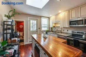 Historic 3-Story Fells Point Rowhouse w/ Backyard! - Image 1