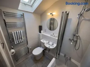 All Seasons Cottage Breaks - Image 5